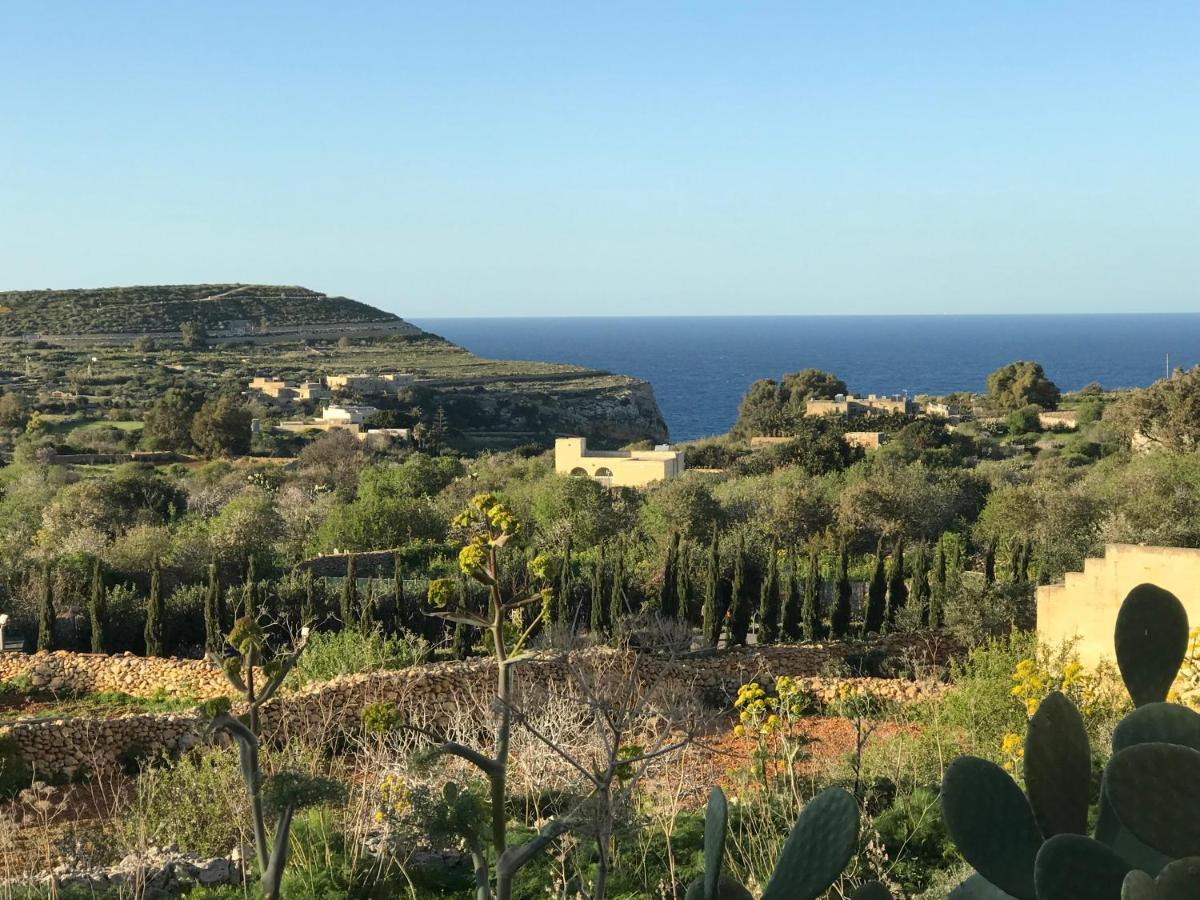 Ad Hoc B&B Il-Pergla Bagian luar foto