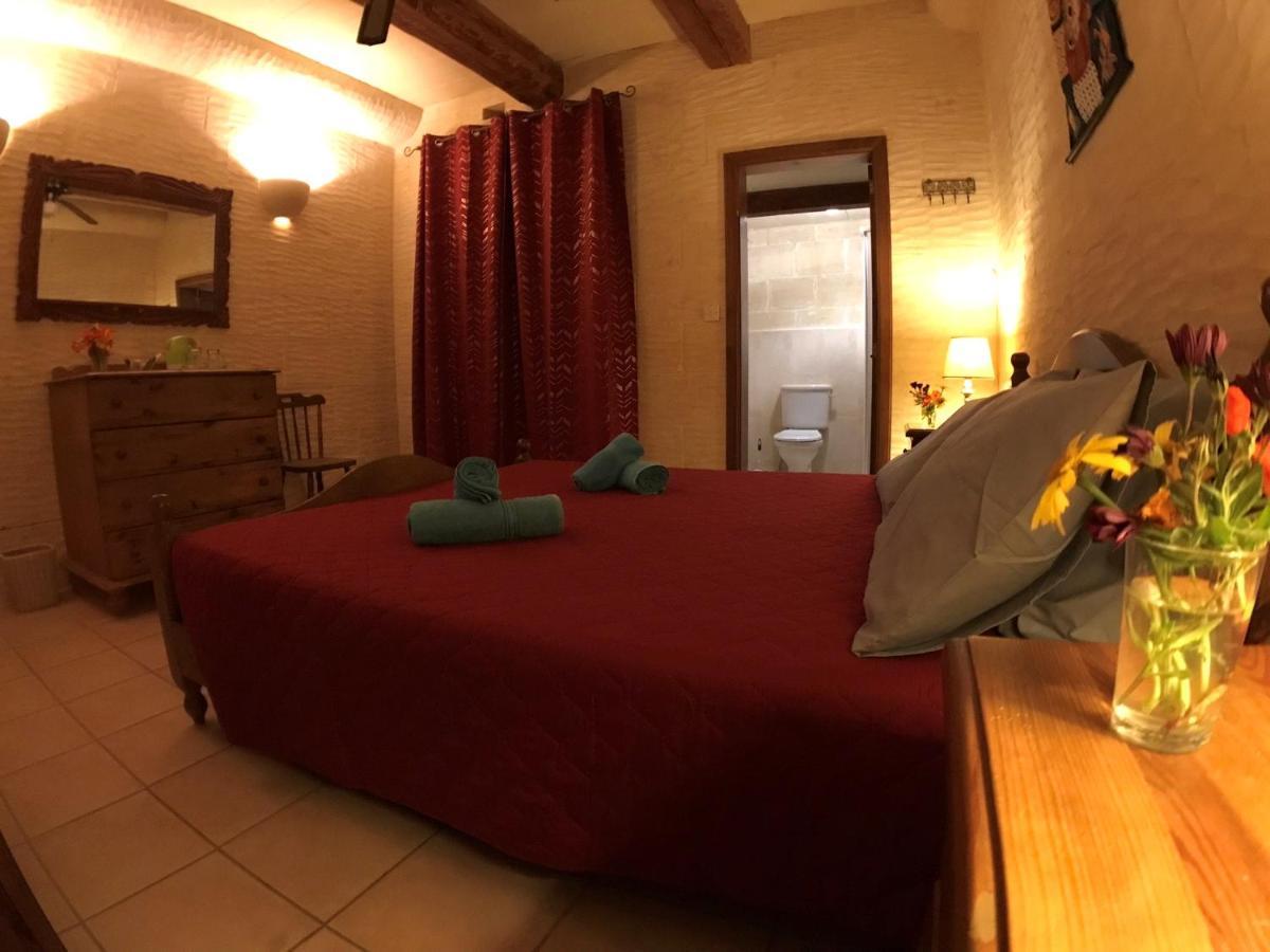 Ad Hoc B&B Il-Pergla Bagian luar foto