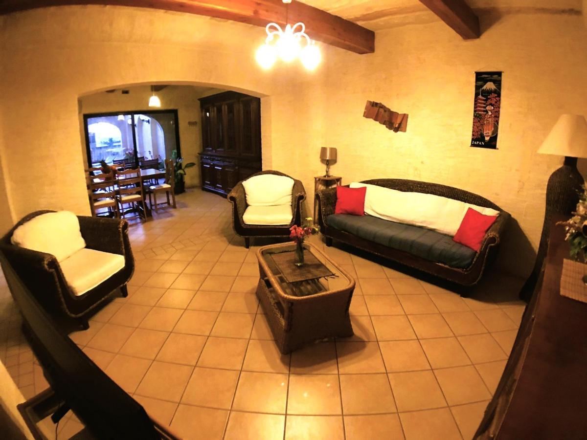Ad Hoc B&B Il-Pergla Bagian luar foto