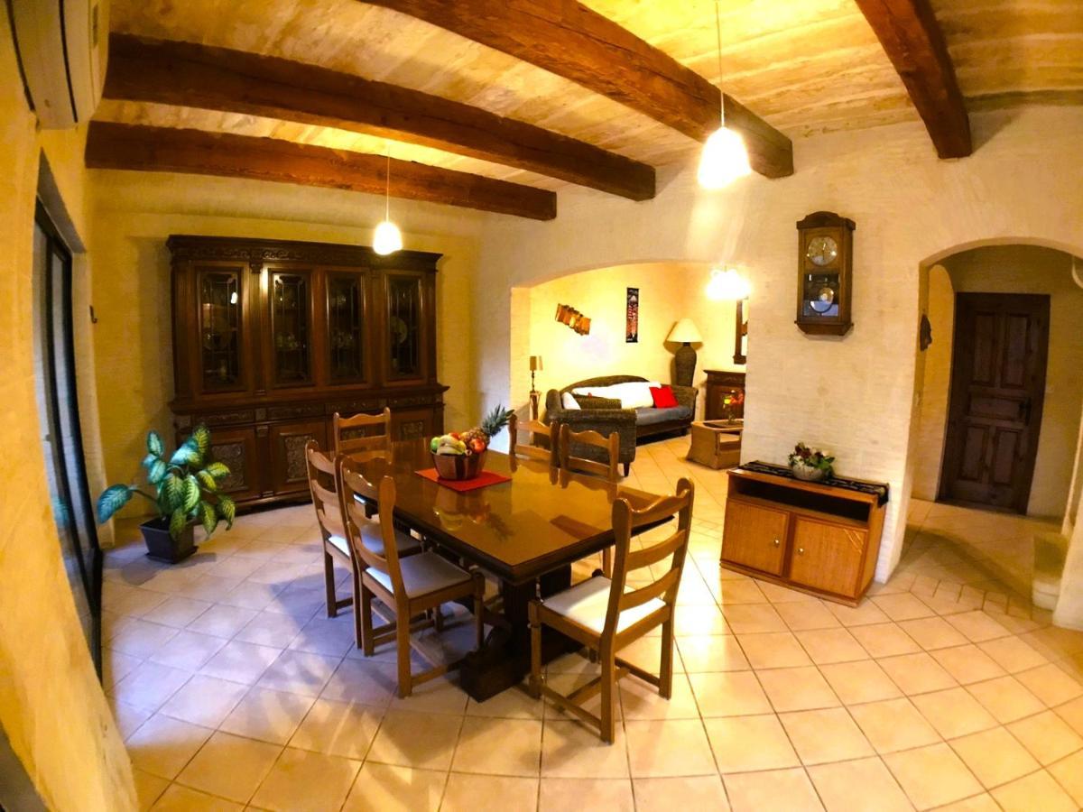 Ad Hoc B&B Il-Pergla Bagian luar foto